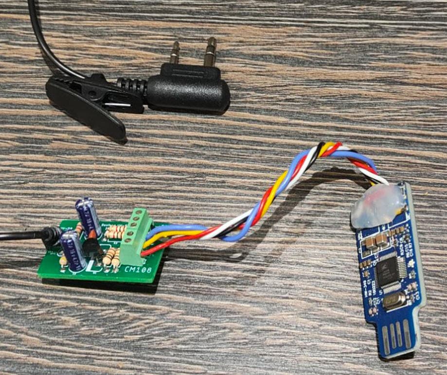 CM108 → Baofeng Adapter